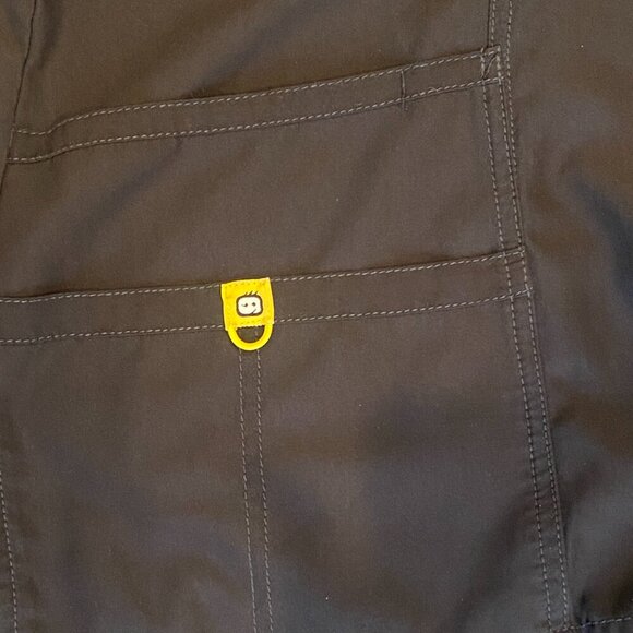 Bundle of 2 WonderWink Scrub Tops Women's Sz 5X Black #107L - Picture 3 of 4